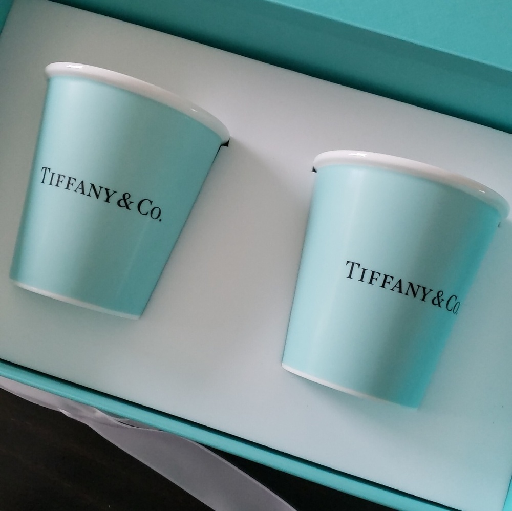 Porcelain cups